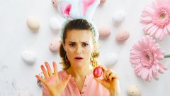 Ще боядисаме малко яйца? Аха, да...