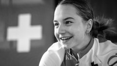 Близо час и половина никой не разбрал за фаталното падане на Фурер