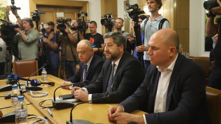 Корнелия Нинова обяви, че следващата седмица започва вторият кръг на преговорите за правителство