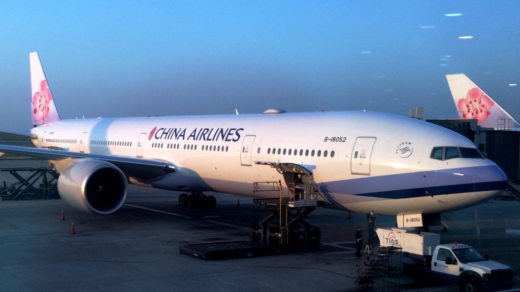 China_Airlines_Boeing_777-300ER_TPE