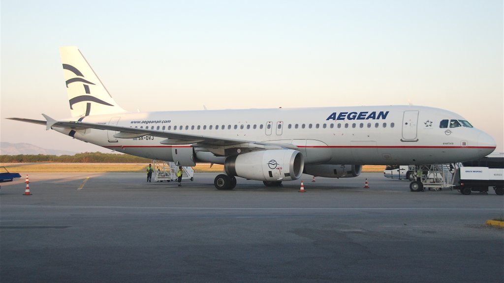 Aegean_Airlines_Airbus_A320-232;_SX-DVJ@KGS;12.06.2011_600ab_(5832993532)