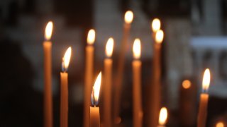 candle-2818819_1920