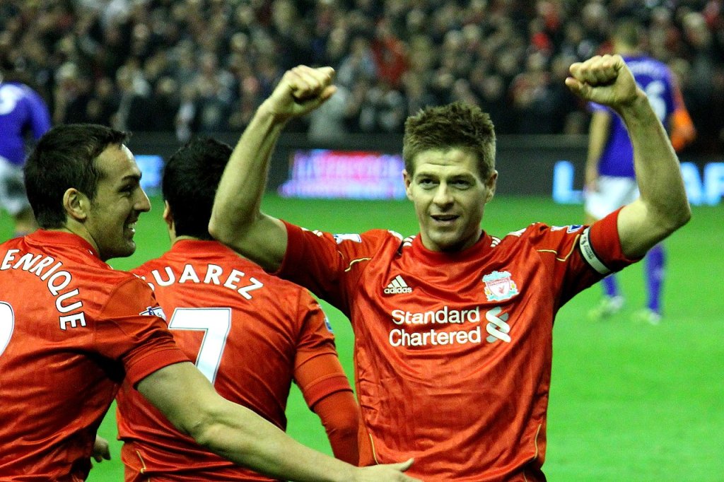 1280px-Gerrard_celebrates_his_second_goal_v_Everton