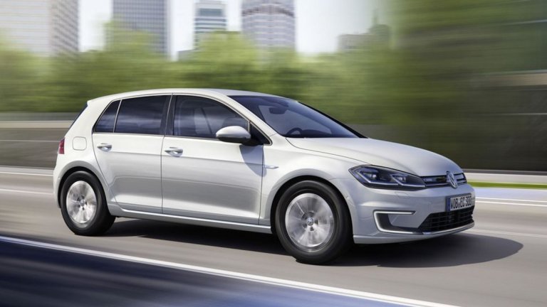 2) Volkswagen e-Golf

Тип: Електромобил
Оценка на емисиите вредни вещества (максимум 50): 50
Оценка на емисиите CO2 (максимум 60): 50
Обща оценка (максимум 110): 100
