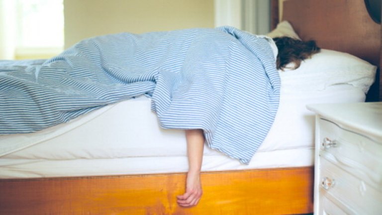 Два прости съвета от клиничния психолог Майкъл Бройс, който е специалист върху разстройствата на съня и автор на множество трудове по темата.