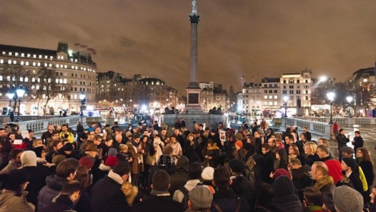 Хиляди в Лондон изразиха подкрепата си към свободното слово и френския народ и изразиха нетърпимост към тероризма чрез шествие