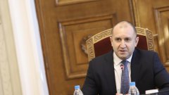Според българския президент "устойчиво решение на тази криза не може да бъде намерено" с военни средства