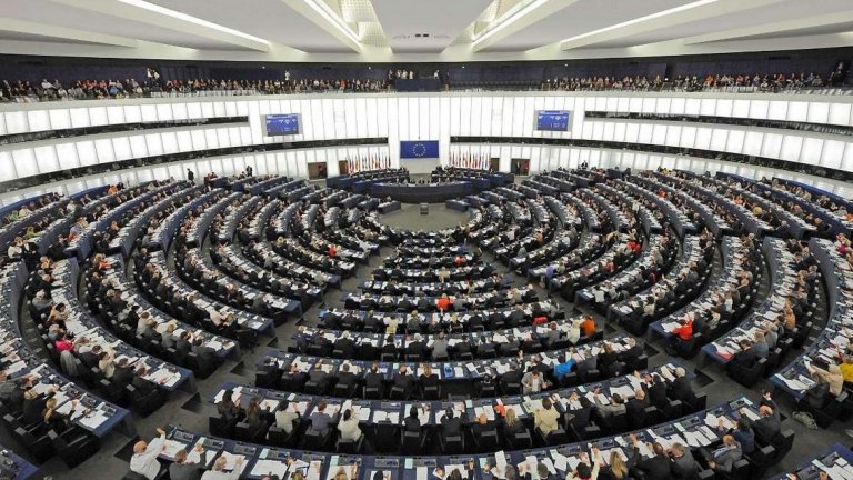 След арестите на редица правозащитници, Европарламентът спря преговорите за членство на Турция 