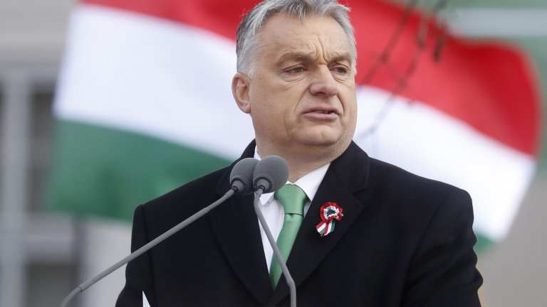 Ситуацията в Унгария дава повод да се замислим дали заразата не носи със себе си и нова доза авторитаризъм.
