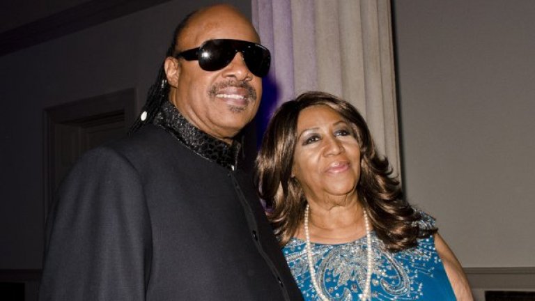 Стиви Уондър и Арета Франклин се очаква да пеят на погребението на Уитни Хюстън в събота