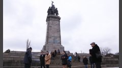 Трайчо Трайков призова гражданите, посещаващи Княжеската градина, да не доближават монумента.
