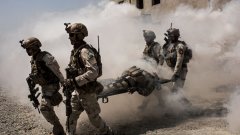 Сделката дава надежда за край на 18-годишната война в Афганистан