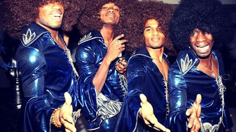 Дрогба, Калу, Малуда и Макелеле като The Jackson Four.