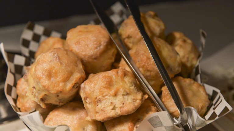 Лондон не може да се размине без традиционен "скоун" със заквасена сметана и малиново сладко