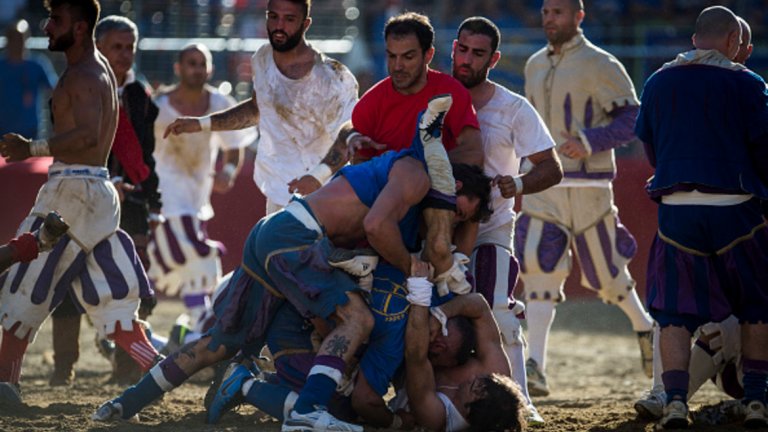 Отборите на четирите области на Флоренция си дават среща всяка година