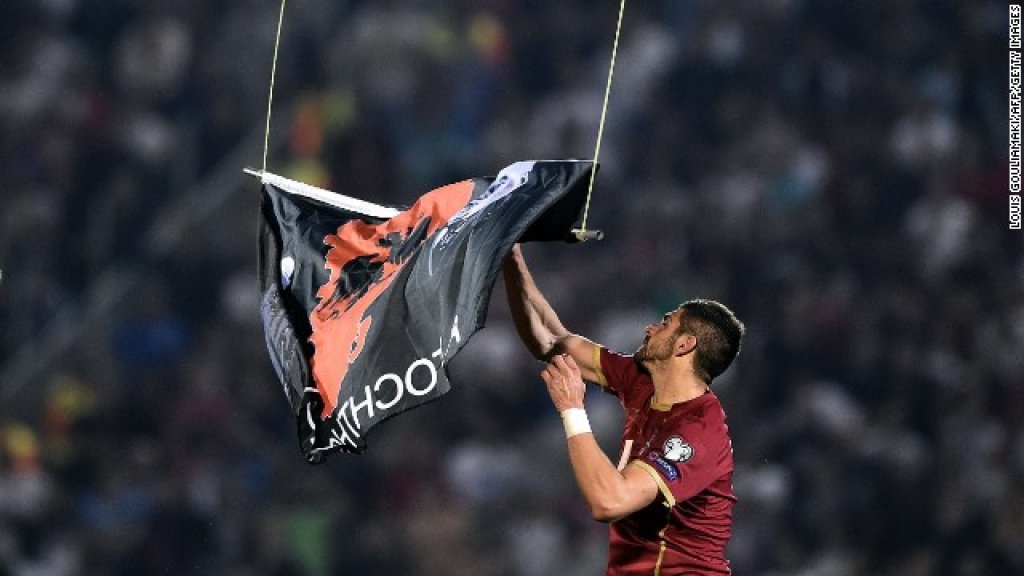141014212911-albania-flag-horizontal-gallery