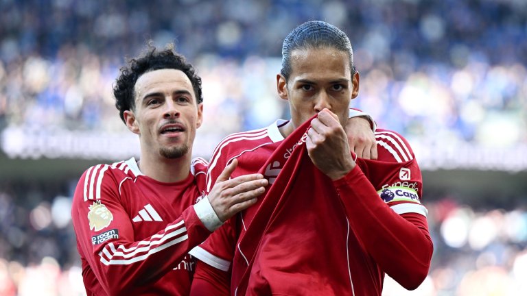 С гол в 100-ата минута Ливърпул взе дербито и направи голяма крачка към целта