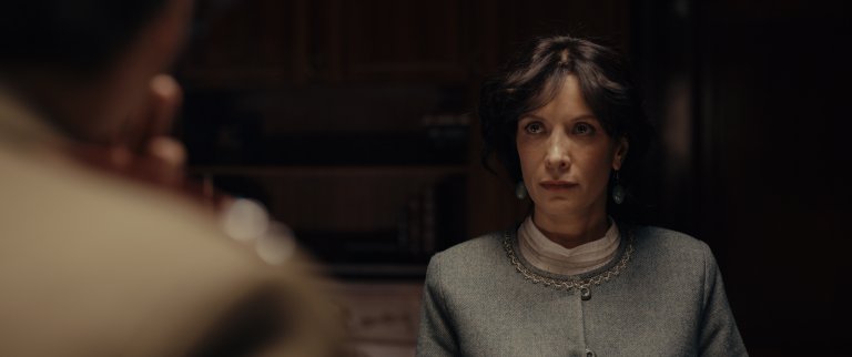 Яна Маринова в "Игра на доверие"