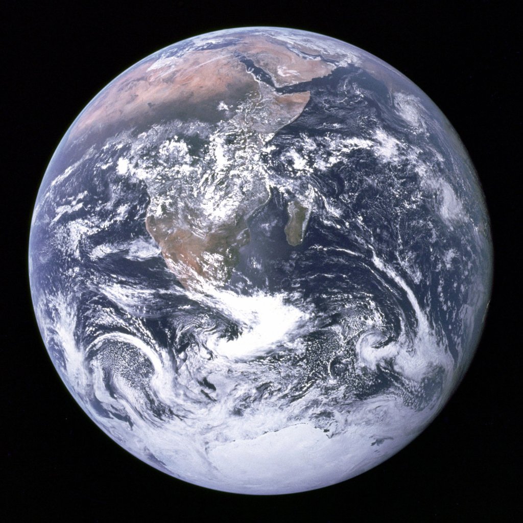 space_Earth-the original Blue Marble-Apollo 17 -1972