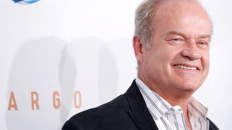 Бащата на Келси - Франк Алън Грамър Джуниър, е застрелян пред верандата им от умопомрачен таксиметров шофьор без никаква причина.