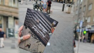 Авторът на Mamamia Лора Младенова с дебютна стихосбирка