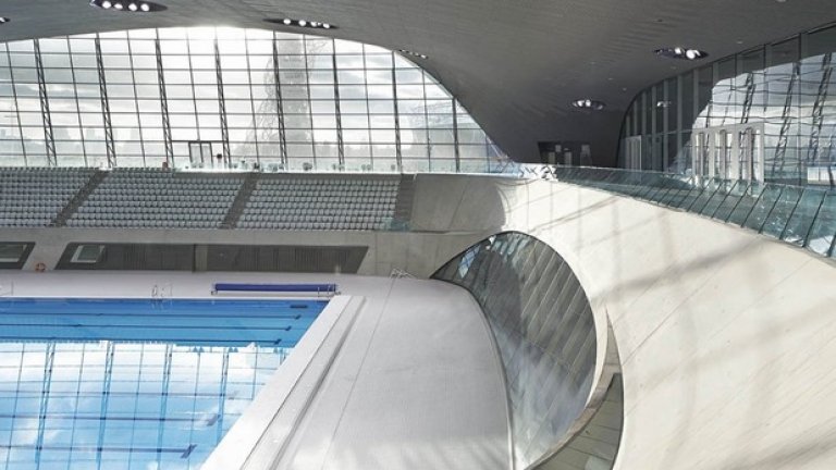 Сградата на Олимпийския център за водни спортове в Лондон e смятана за един от най-красивите проекти на Zaha Hadid Architects