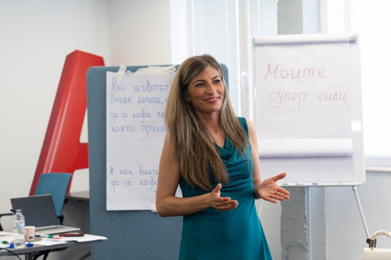 А1 дългосрочно подкрепя каузата на приемната грижа и направи специално обучение на абитуриентите, в подкрепа на подготовката им за самостоятелен живот