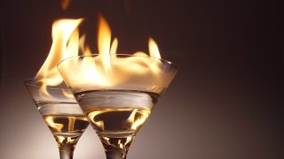 Flaming_cocktails