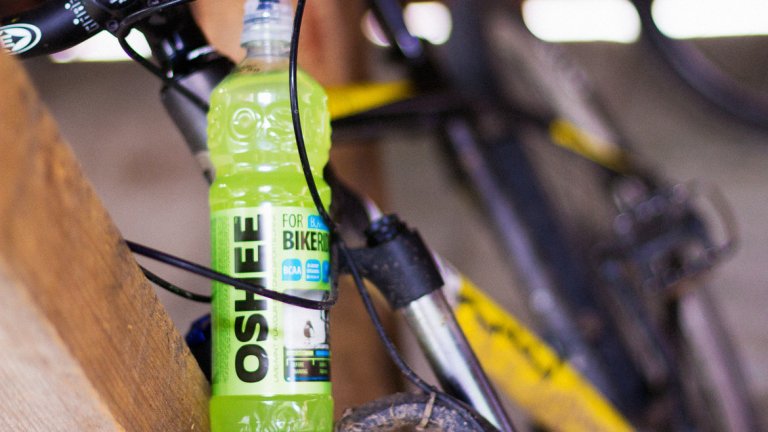 Физическата активност е съставна част от живота на всеки, който осъзнава, че това да бъде здрав е не по-малко важно от това да покорява кариерни върхове или да изглежда добре.