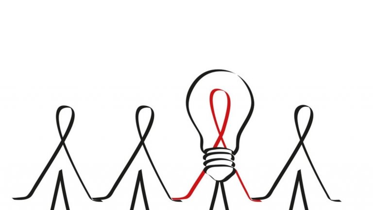 "Креативността", Луис Басат
Изд. "Colibri"
Луис Басат ни потапя в света на креативното и някои от най-великите изобретения на човечеството, от които се възползваме и до днес. Като се започне от крушката на Томас Едисън, мине се през грамофона, химикалката и се стигне до кръговите кръстовища.  И зад всяко едно от тях стои човек, който е опитвал да подобри не само своя живот, но и този на милиони други.