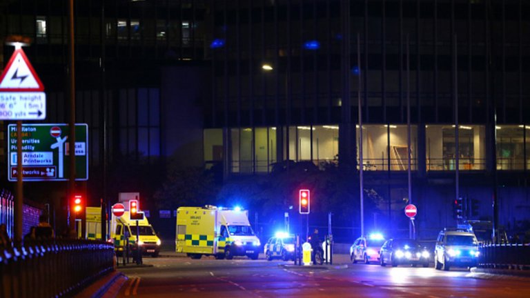 Тежка атака отне живота на 19 младежи, а близо 50 са ранени след взрив на концерт на Ариана Гранде в Манчестър