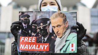 Москва отсече, че това е вътрешен въпрос, в който Западът не бива да се меси