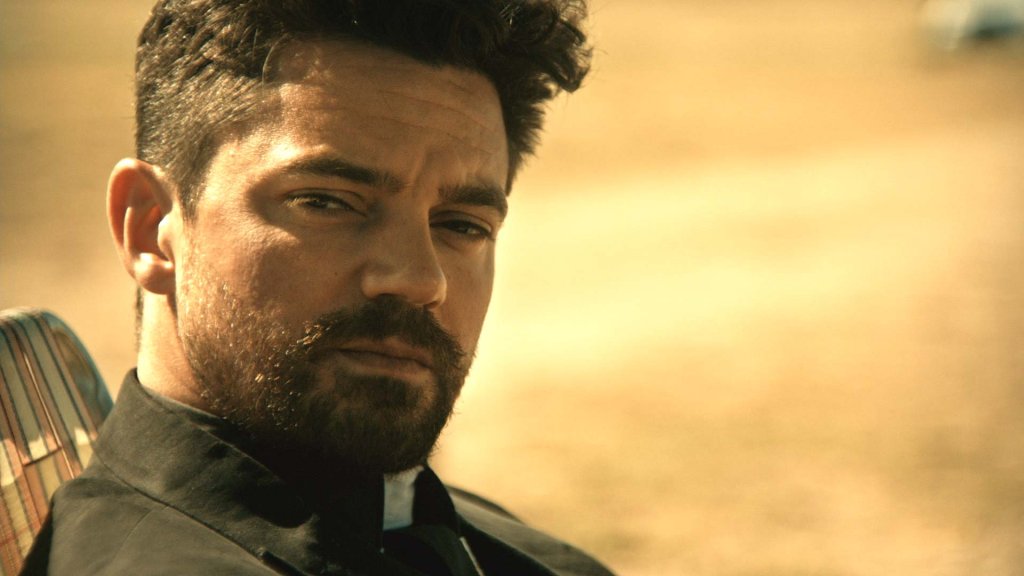 Preacher: Адаптация на деветдесетарската класика  на комиците-легенди Гарт Енис и Стийв Дилън, Проповедник е достоен заместител на GOT. Ще кажем още само, че сценарият е писан от Сам Катлин - същият човек, който написа сценария на Breaking bad