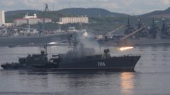 9 бойни кораба от Русия и Китай ще участват в първо общо учение край бреговете на Европа