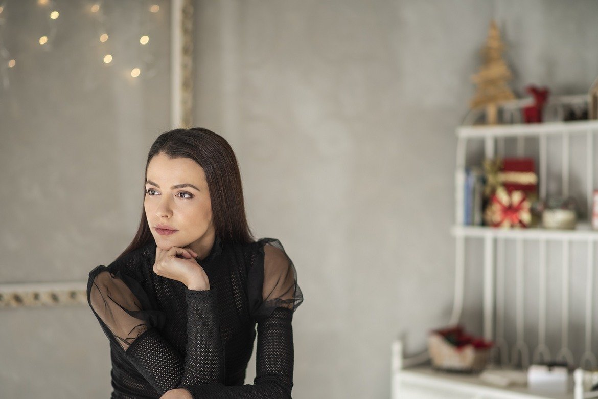 Актрисата Неда Спасова и Коледа с аромат на греяно вино и свещи