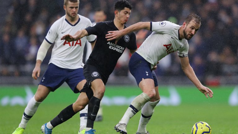 Хари Кейн поведе Тотнъм към обрата срещу Брайтън.