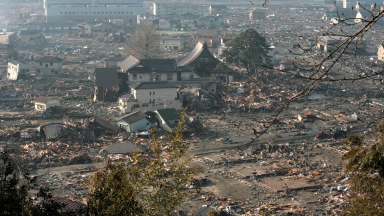 През 2011 г. бедствието е огромно, но повечето поражения за причинени от вълните цунами.