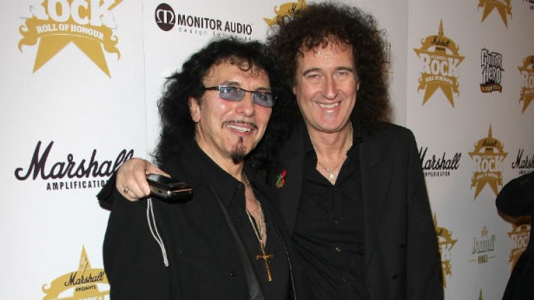 Ако някой може да те вдъхнови да композираш, това са именно китаристите на Black Sabbath Тони Айоми (вляво) и на Queen Браян Мей.