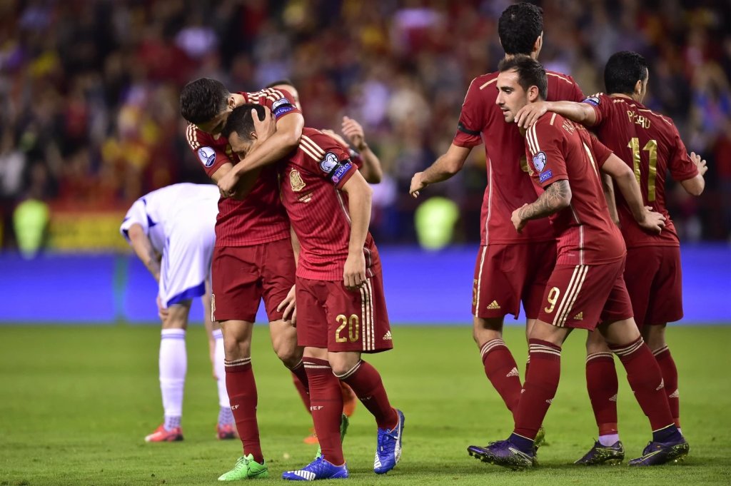 SpainLuxembourgEuroSoccer-0ad34