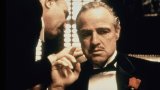Франсис Форд Копола и Марио Пузо убеждаваха Брандо да изиграе Дон Корлеоне, а асистентката му трябваше да го манипулира, за да приеме