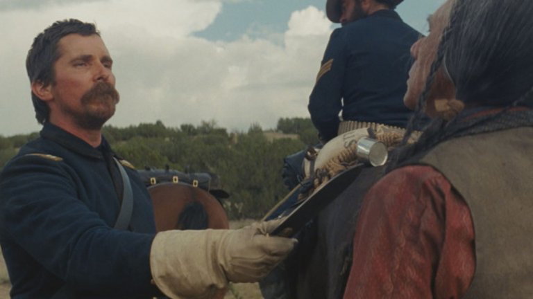 Hostiles 

Крисчън Бейл влиза в ролята на американски кавалерист, който трябва да ескортира вожд на шайените до земите на родното му племе. Пътуването обаче ще го принуди да се сблъска със собствените си демони и предразсъдъци.