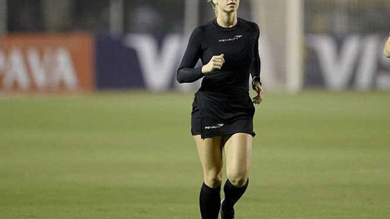 В неделя Фернанда ще вдига флага на дербито Атлетико Минейро - Крузейро