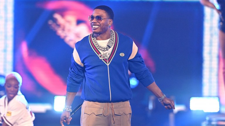 Nelly

Рапърът навършва 50 г. през ноември, а след като миналата година разтърси сцената на американския “Денсинг старс”, се заговори, че готви завръщане с нов албум.