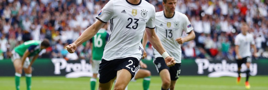 Марио Гомес се оказа героят за Германия
