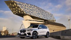 BMW iX5 доказва, че водородът има бъдеще