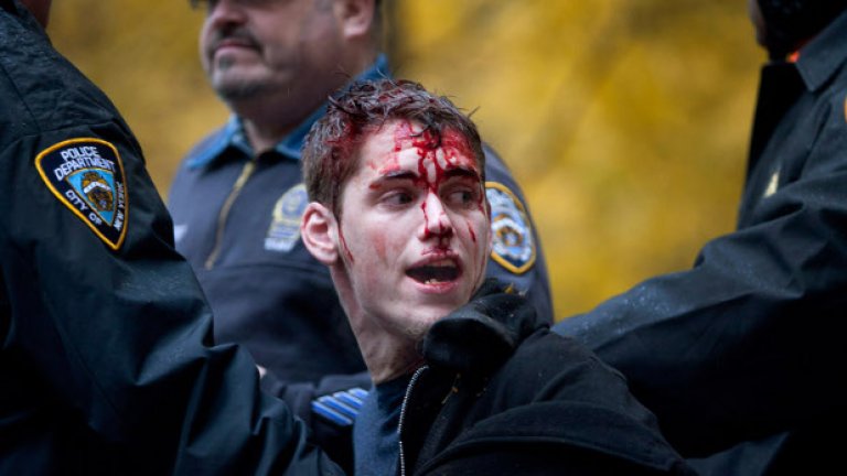 Над 300 арестувани от "Окупирай Уолстрийт"