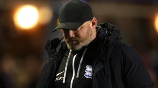 "Вкарвах два гола и следваха нови два дни пиене": Борбата с алкохолизма в английския футбол не спира