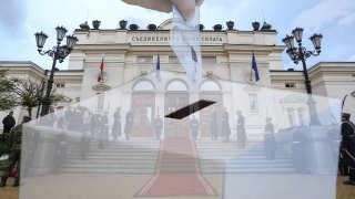 Слави Трифонов е подал заявление, че се оказва да бъде депутат