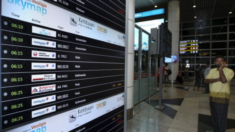 График на пристигащите самолети на летището в Куалу Лумпур включва и полет MH 17 от Амстердам