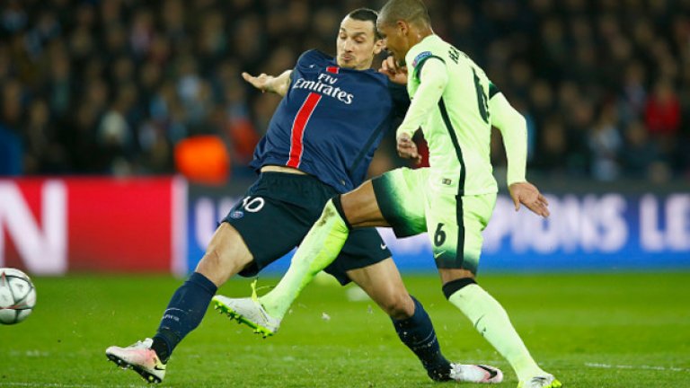 1. Манчестър Сити трябва да елиминира грешките в играта си, за да има шанс да се класира
Еляким Мангала и Николас Отаменди – защитна двойка, от която се очаква да сбърка във всеки момент. И не защото са лоши футболисти, а защото не са стиковани по никакъв начин. Като прибавим и безобразното действие на Фернандо при гола на Златан Ибрахимович и неуспеха на Фернандиньо да опази Рабио за второто попадение на ПСЖ, може да обобщим, че „гражданите“ изпуснаха победата.